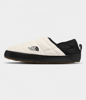 Women's The North Face ThermoBall™ Traction V Denali Mules White / Black | TORONTO EHDKJV